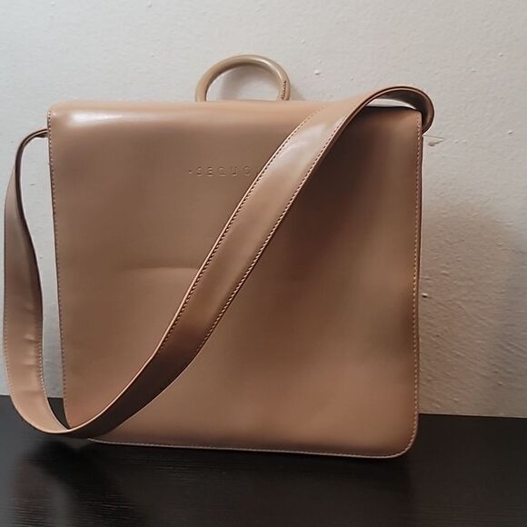 Sequoia Parise Vintage Leather Shoulder Bag - Picture 3 of 12